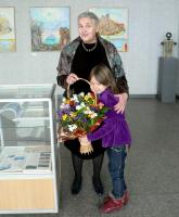 ніна Бондаренко з онукою Даринкою