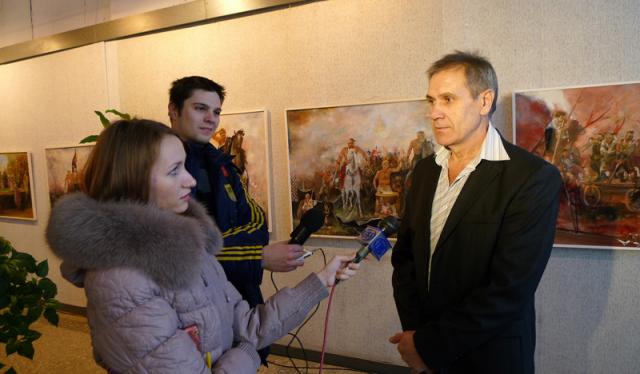 Георгій Кожокар спілкується з журналістами